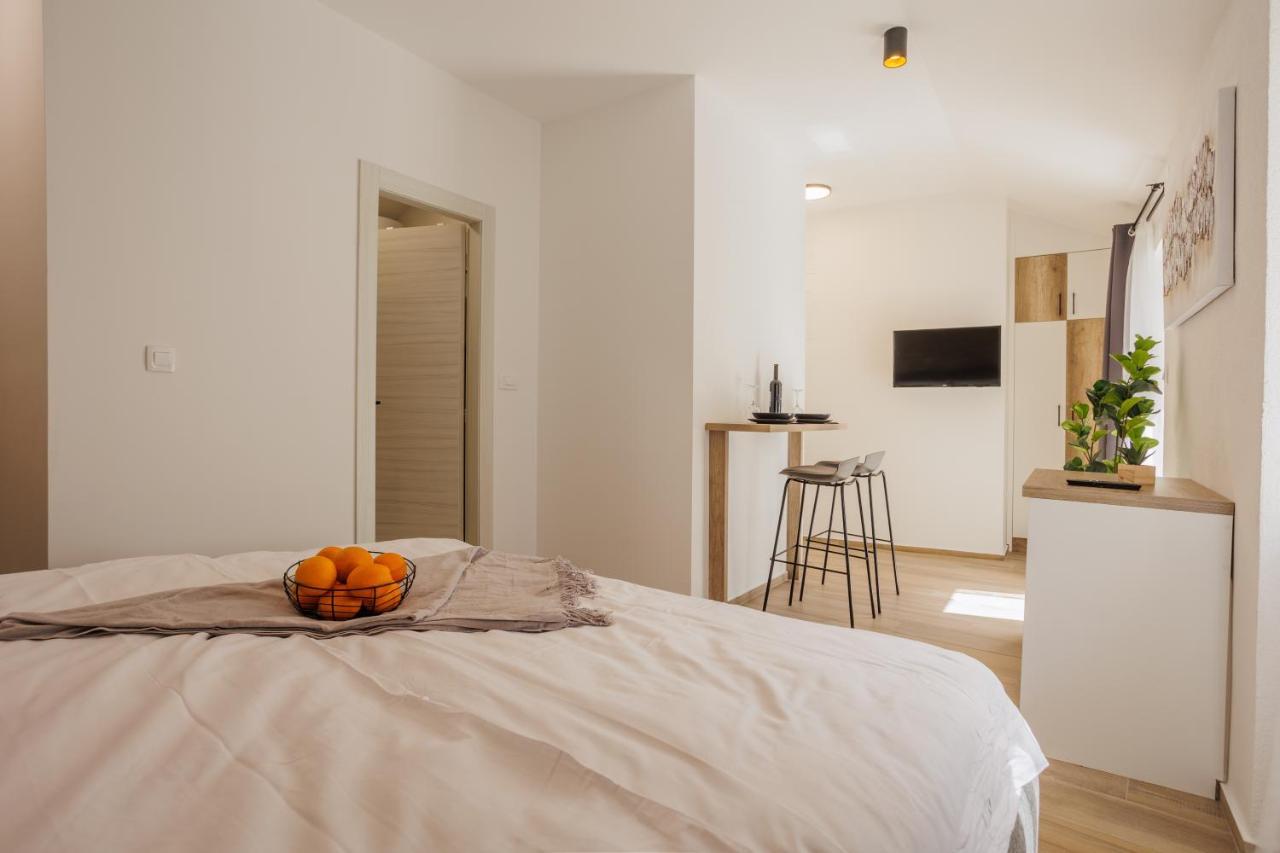 Apartments Piritus Split Exterior foto